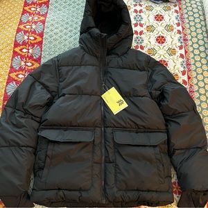 All In Motion Short Puffer Jacket size medium